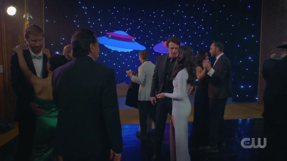 VampireDiariesWorld-dot-nl_RoswellNewMexico1x011-1808.jpg