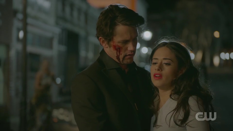 VampireDiariesWorld-dot-nl_RoswellNewMexico1x011-2452.jpg