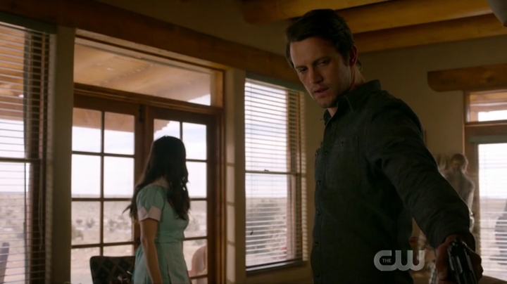 VampireDiariesWorld-dot-nl_RoswellNewMexico1x12-0620.jpg