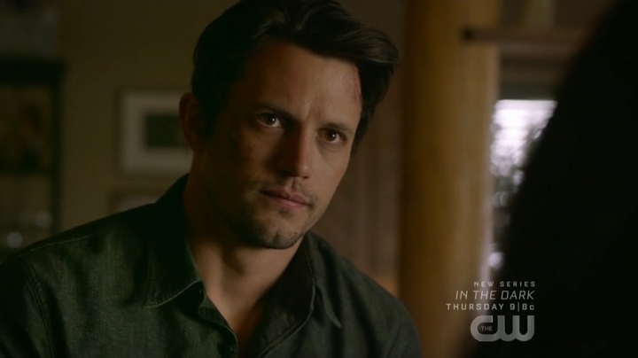 VampireDiariesWorld-dot-nl_RoswellNewMexico1x12-1091.jpg