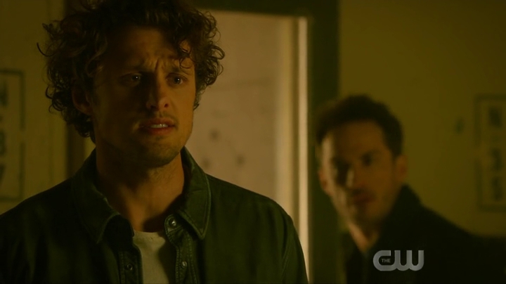 VampireDiariesWorld-dot-nl_RoswellNewMexico1x12-1394.jpg