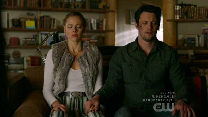 VampireDiariesWorld-dot-nl_RoswellNewMexico1x12-1516.jpg