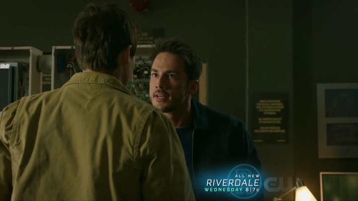 VampireDiariesWorld-dot-nl_RoswellNewMexico1x12-1850.jpg