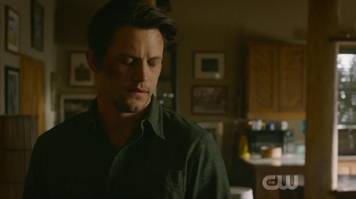 VampireDiariesWorld-dot-nl_RoswellNewMexico1x12-2003.jpg