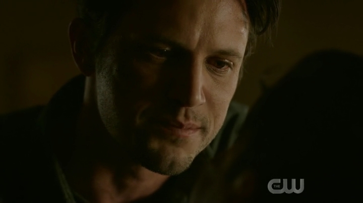VampireDiariesWorld-dot-nl_RoswellNewMexico1x12-2209.jpg