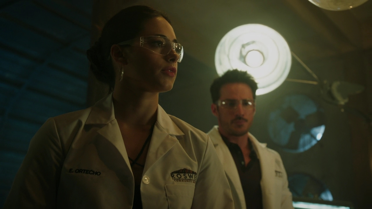 VampireDiariesWorld-dot-nl-RoswellNewMexico2x01-2062.jpg