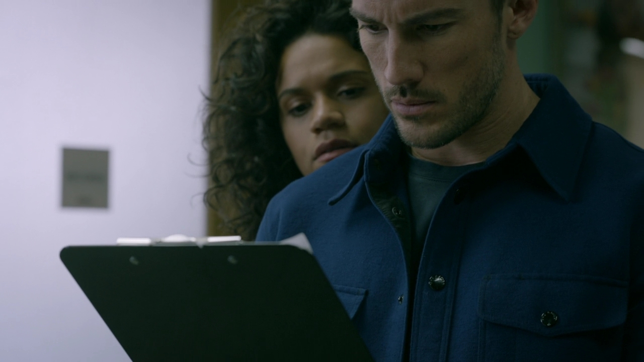 VampireDiariesWorld-dot-nl_RoswellNewMexico2x02-1232.jpg