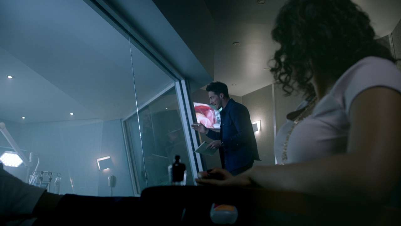 VampireDiariesWorld-dot-nl_RoswellNewMexico2x02-1801.jpg