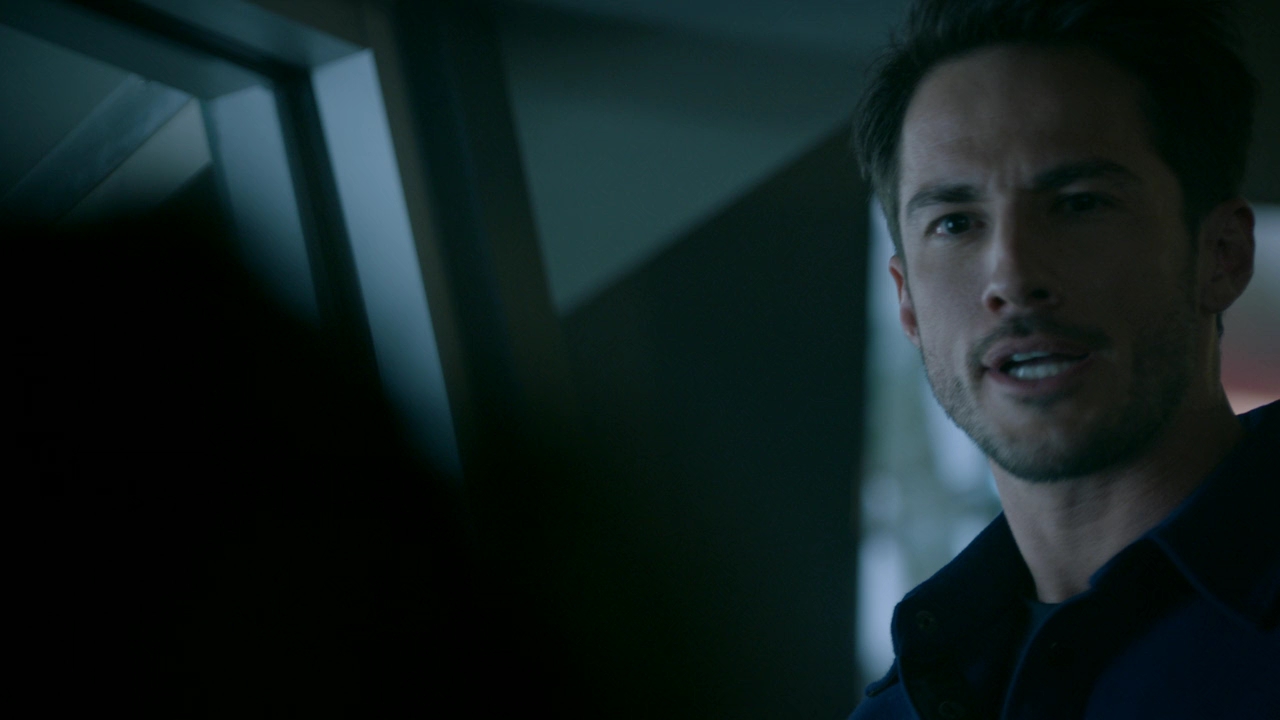 VampireDiariesWorld-dot-nl_RoswellNewMexico2x02-1818.jpg
