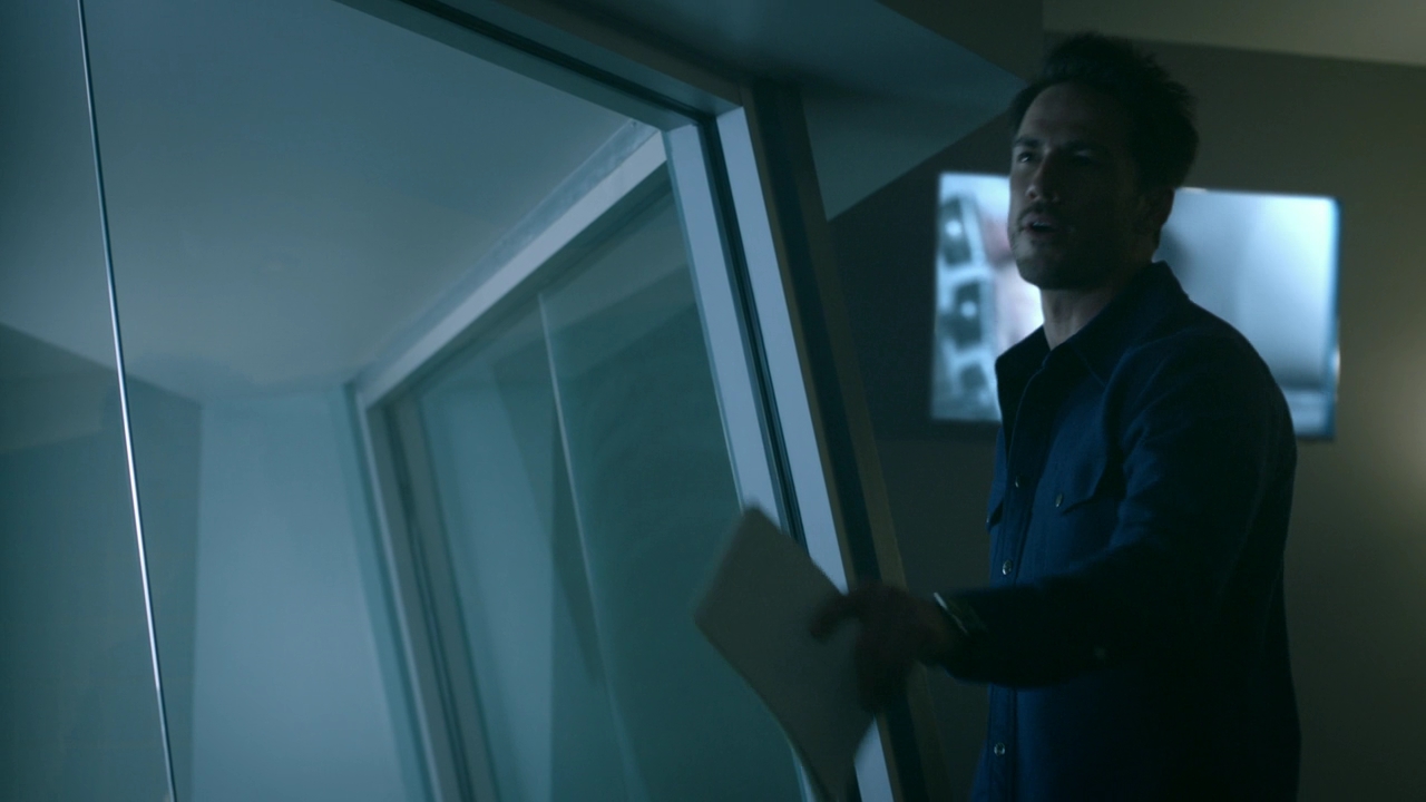 VampireDiariesWorld-dot-nl_RoswellNewMexico2x02-1841.jpg