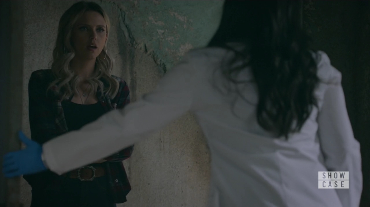 VampireDiariesWorld-dot-nl_RoswellNewMexico2x03-0719.jpg