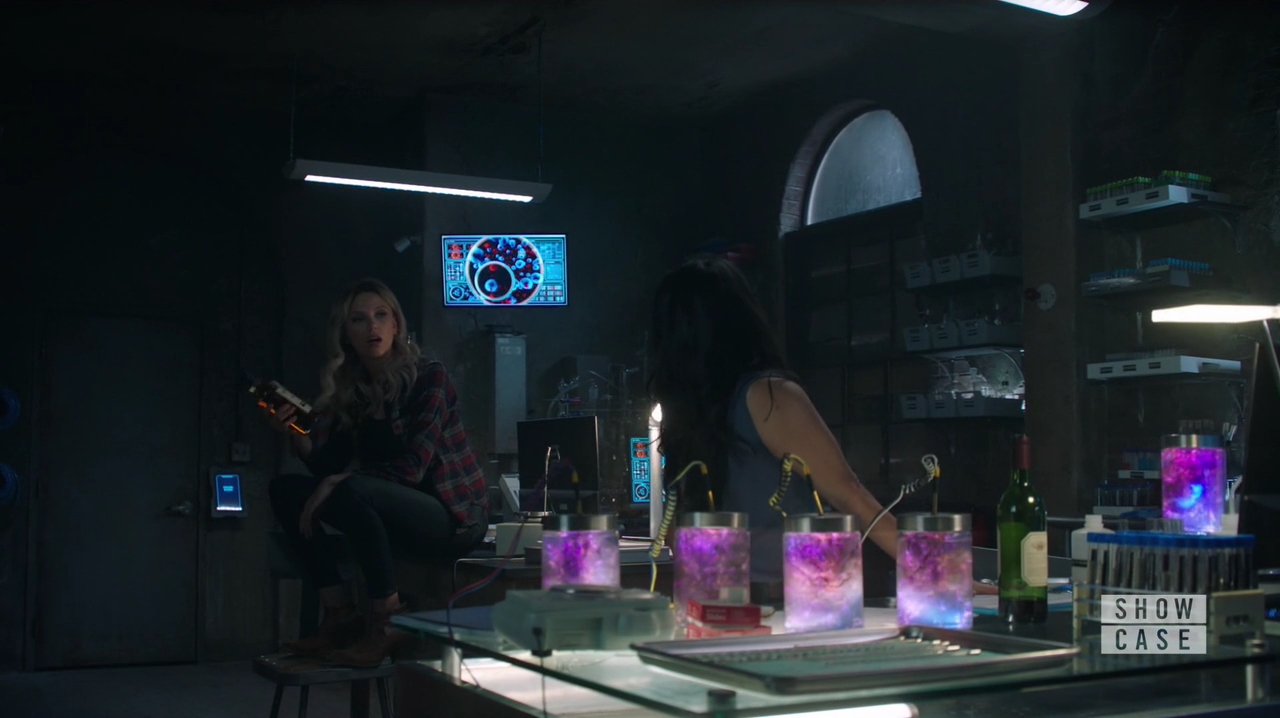 VampireDiariesWorld-dot-nl_RoswellNewMexico2x03-1805.jpg