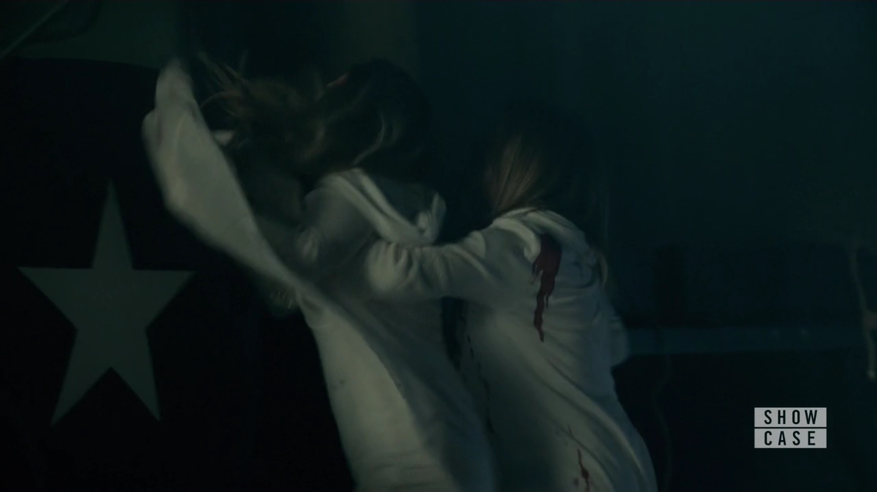 VampireDiariesWorld-dot-nl_RoswellNewMexico2x03-2232.jpg