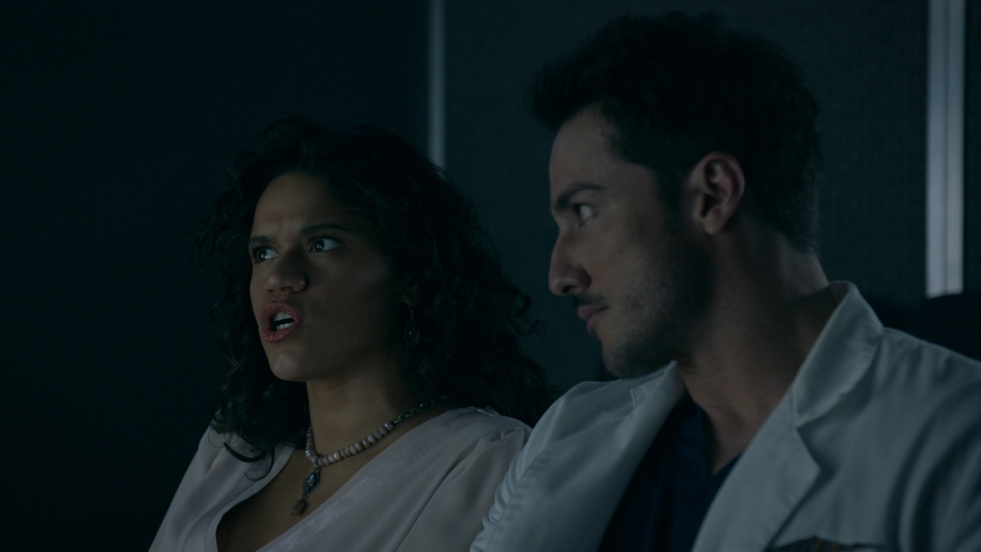 VampireDiariesWorld-dot-nl_RoswellNewMexico2x04-0692.jpg