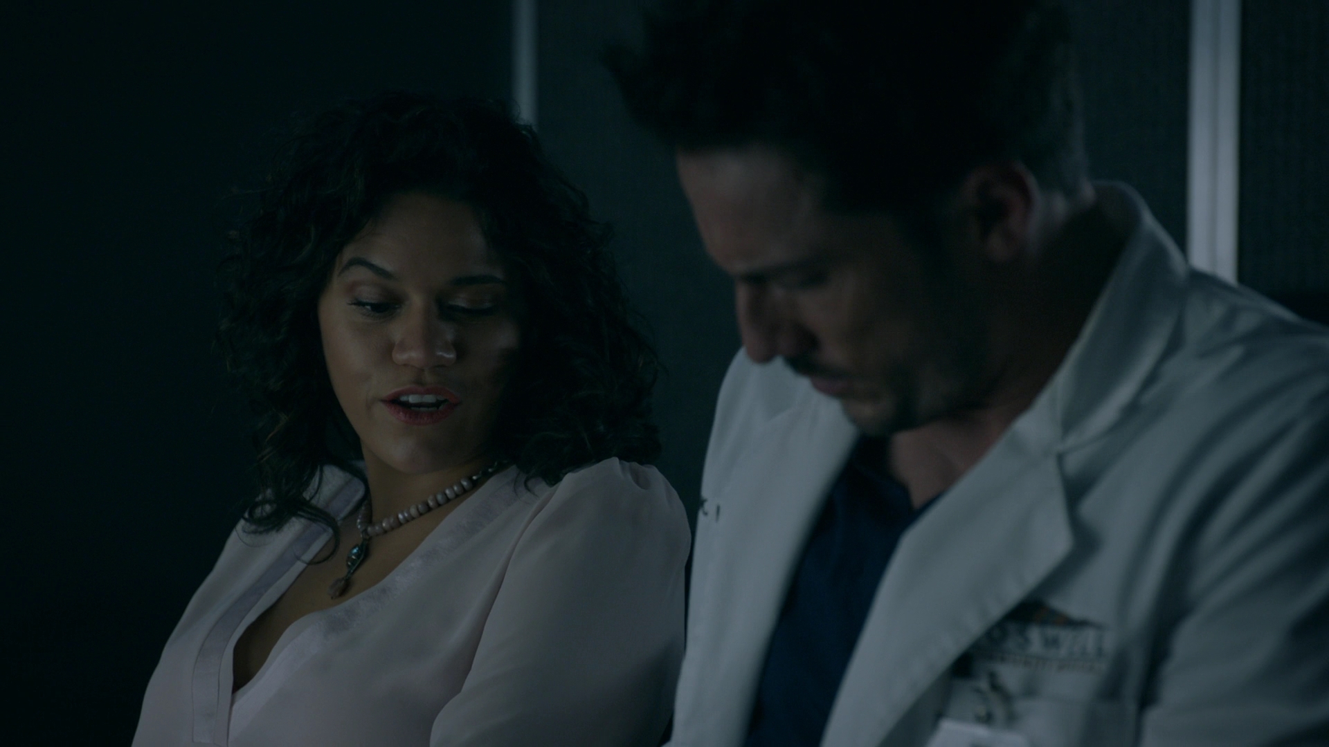 VampireDiariesWorld-dot-nl_RoswellNewMexico2x04-0714.jpg