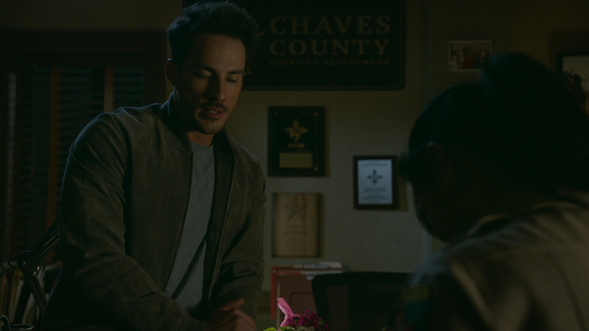 VampireDiariesWorld-dot-nl_RoswellNewMexico2x04-1922.jpg