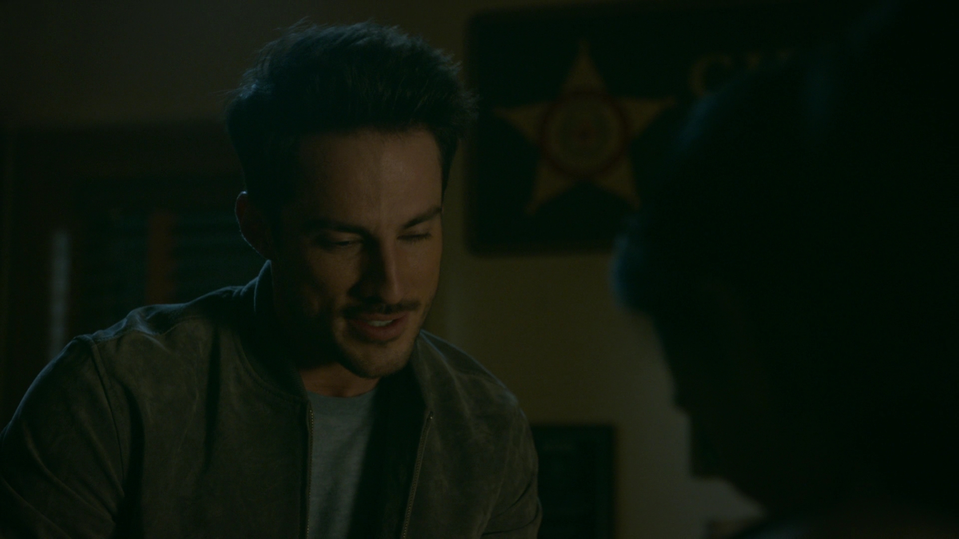 VampireDiariesWorld-dot-nl_RoswellNewMexico2x04-1932.jpg
