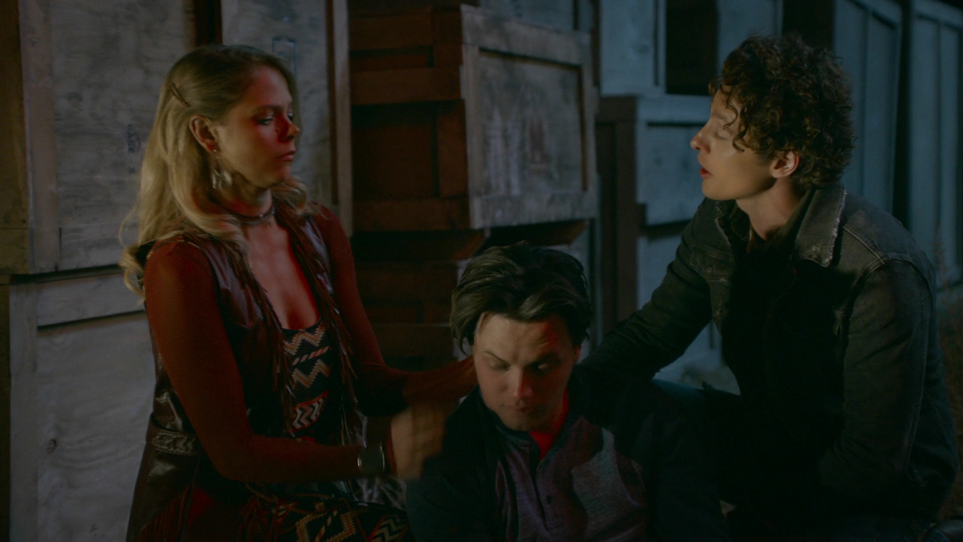 VampireDiariesWorld-dot-nl_RoswellNewMexico2x05-1468.jpg