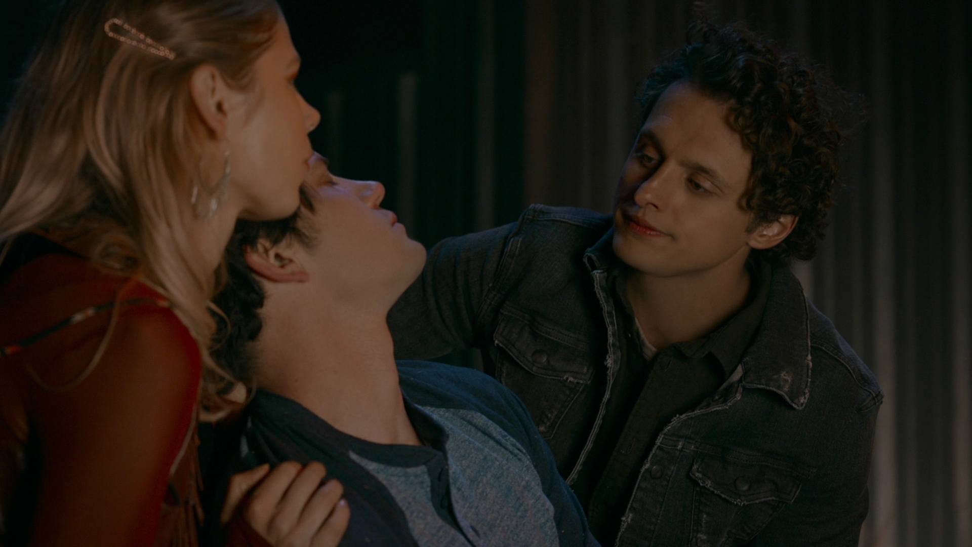 VampireDiariesWorld-dot-nl_RoswellNewMexico2x05-1527.jpg