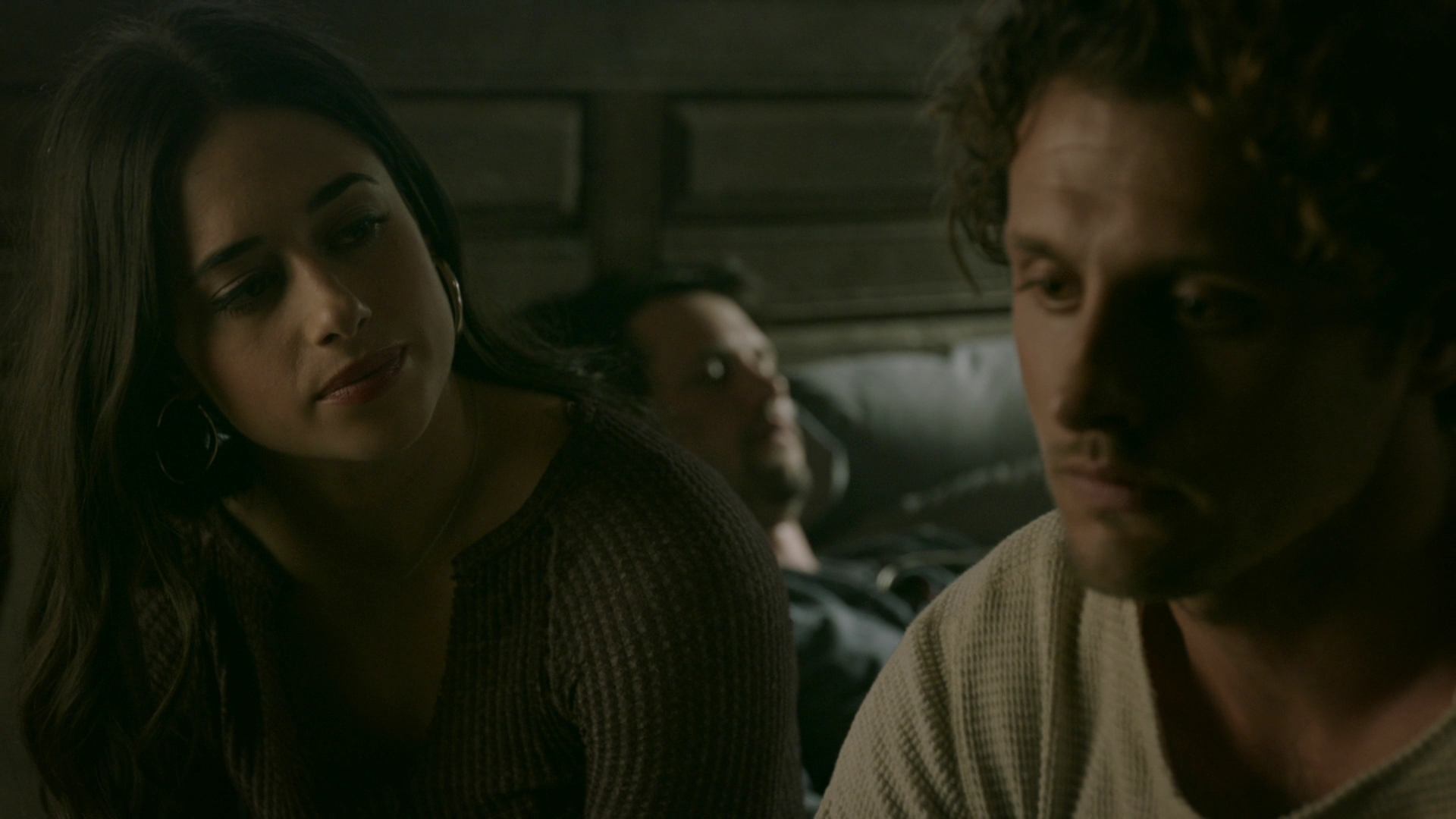 VampireDiariesWorld-dot-nl_RoswellNewMexico2x05-2548.jpg