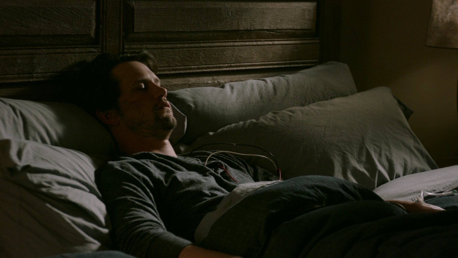 VampireDiariesWorld-dot-nl_RoswellNewMexico2x05-2693.jpg