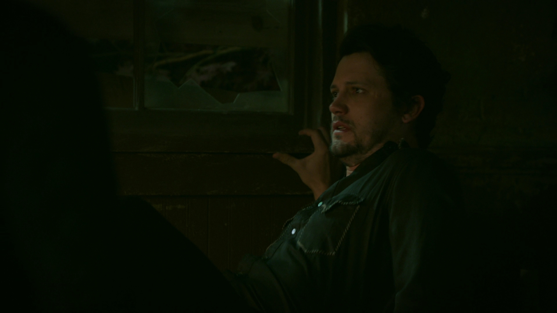 VampireDiariesWorld-dot-nl_RoswellNewMexico2x05-2769.jpg