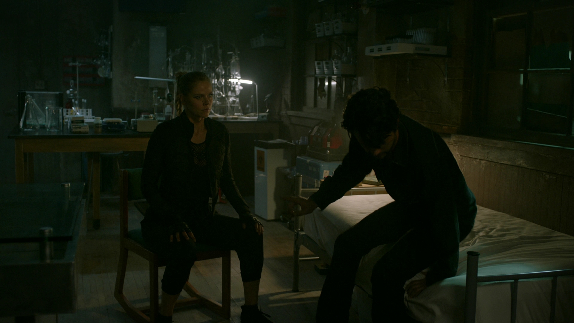 VampireDiariesWorld-dot-nl_RoswellNewMexico2x05-2784.jpg