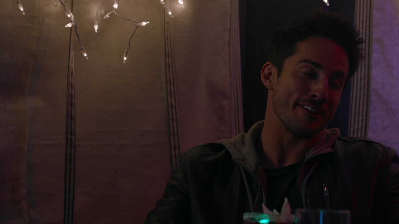 vampirediariesWorld-dot-nl_RoswellNewMexico2x06-1303.jpg