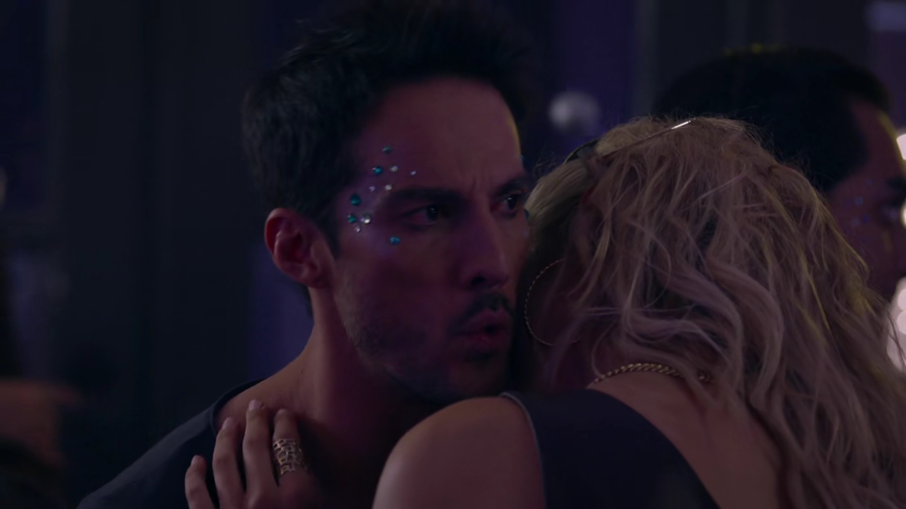 vampirediariesWorld-dot-nl_RoswellNewMexico2x06-1678.jpg