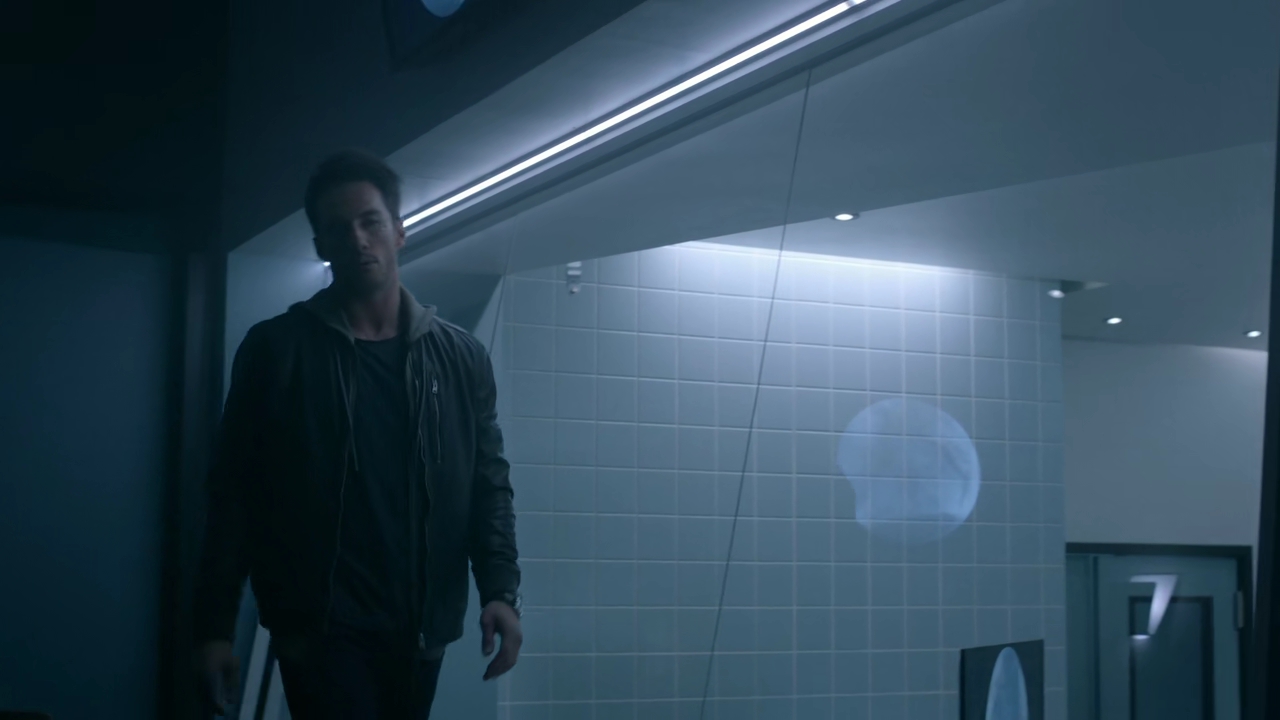 vampirediariesWorld-dot-nl_RoswellNewMexico2x06-1976.jpg