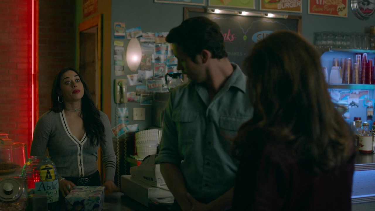 vampirediariesWorld-dot-nl_RoswellNewMexico2x07-0710.jpg