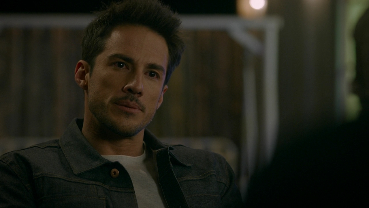 vampirediariesWorld-dot-nl_RoswellNewMexico2x07-1911.jpg