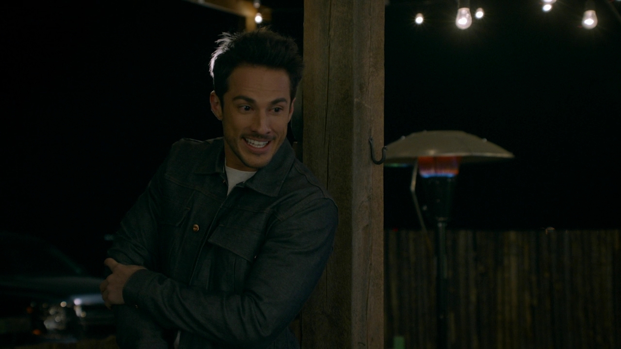 vampirediariesWorld-dot-nl_RoswellNewMexico2x07-1948.jpg