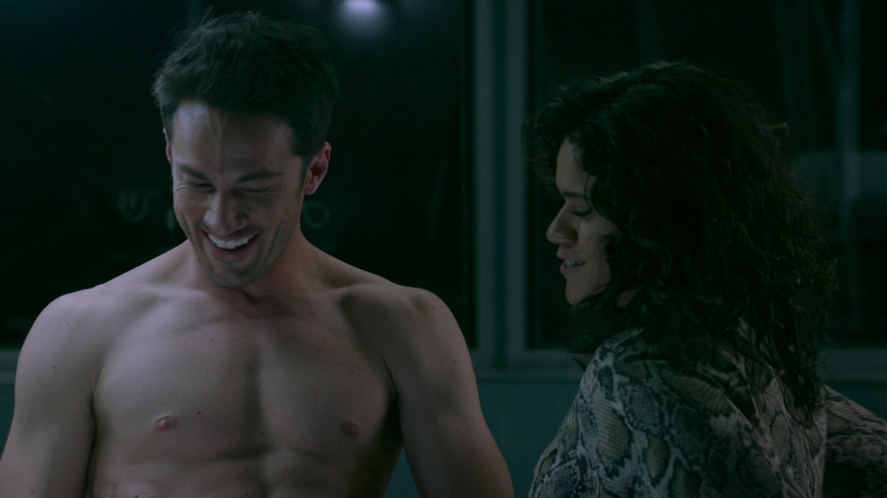 vampirediariesWorld-dot-nl_RoswellNewMexico2x07-2182.jpg