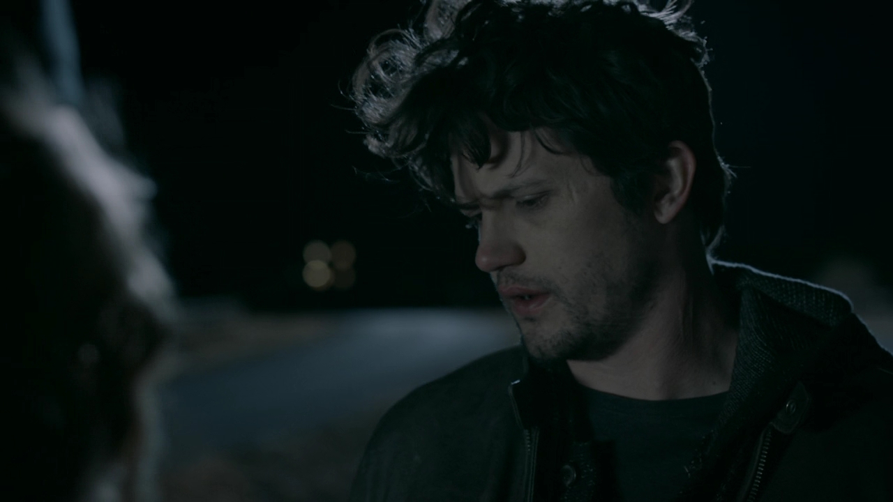 VampireDiariesWorld-dot-nl_RoswellNewMexico2x08-1477.jpg