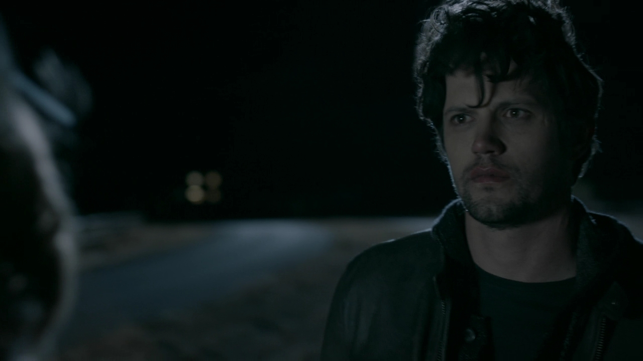 VampireDiariesWorld-dot-nl_RoswellNewMexico2x08-1521.jpg