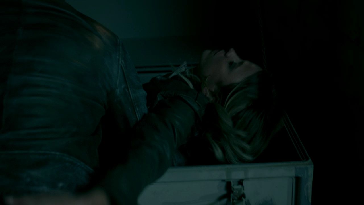 VampireDiariesWorld-dot-nl_RoswellNewMexico2x08-1785.jpg