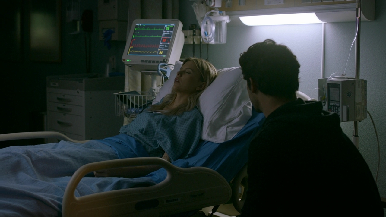 VampireDiariesWorld-dot-nl_RoswellNewMexico2x08-1830.jpg