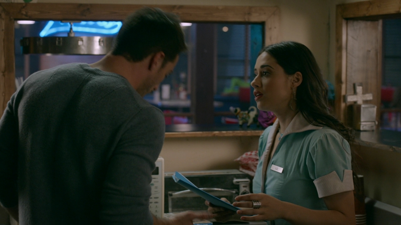 VampireDiariesWorld-dot-nl_RoswellNewMexico0379.jpg