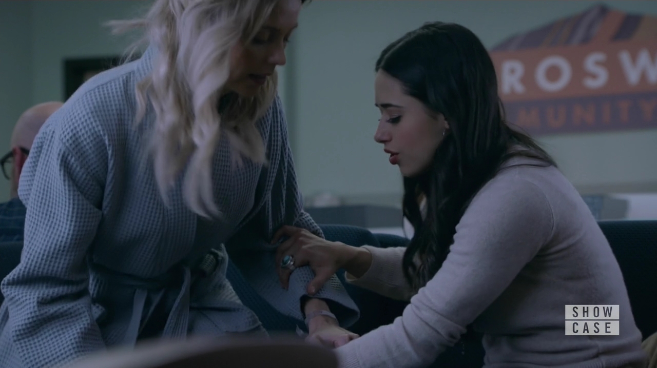 VampireDiariesWorld-dot-nl_RoswellNewMexico2x10-3154.jpg