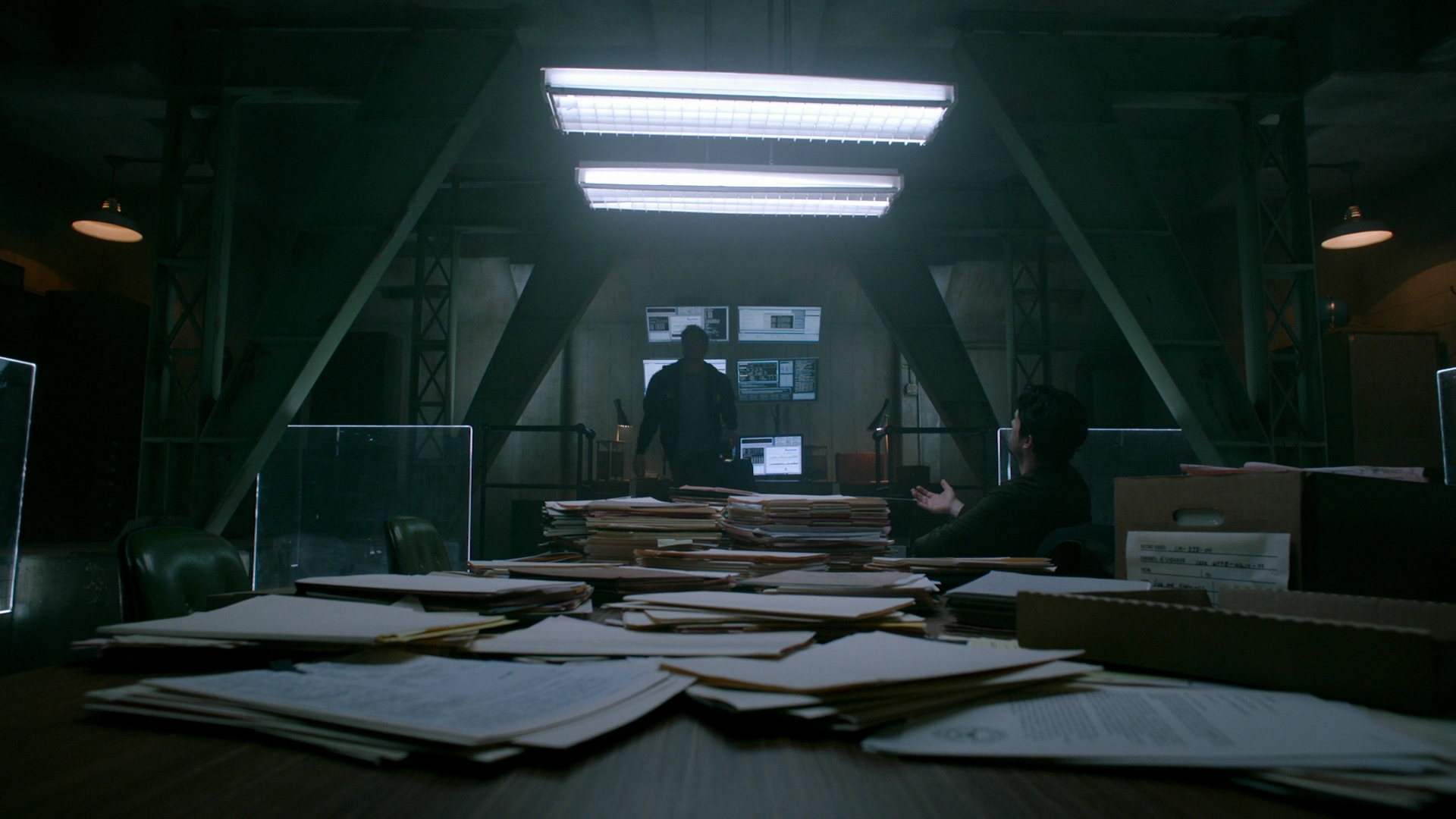 VampireDiariesWorld-dot-nl_RosswellNewMexico2x11-0910.jpg