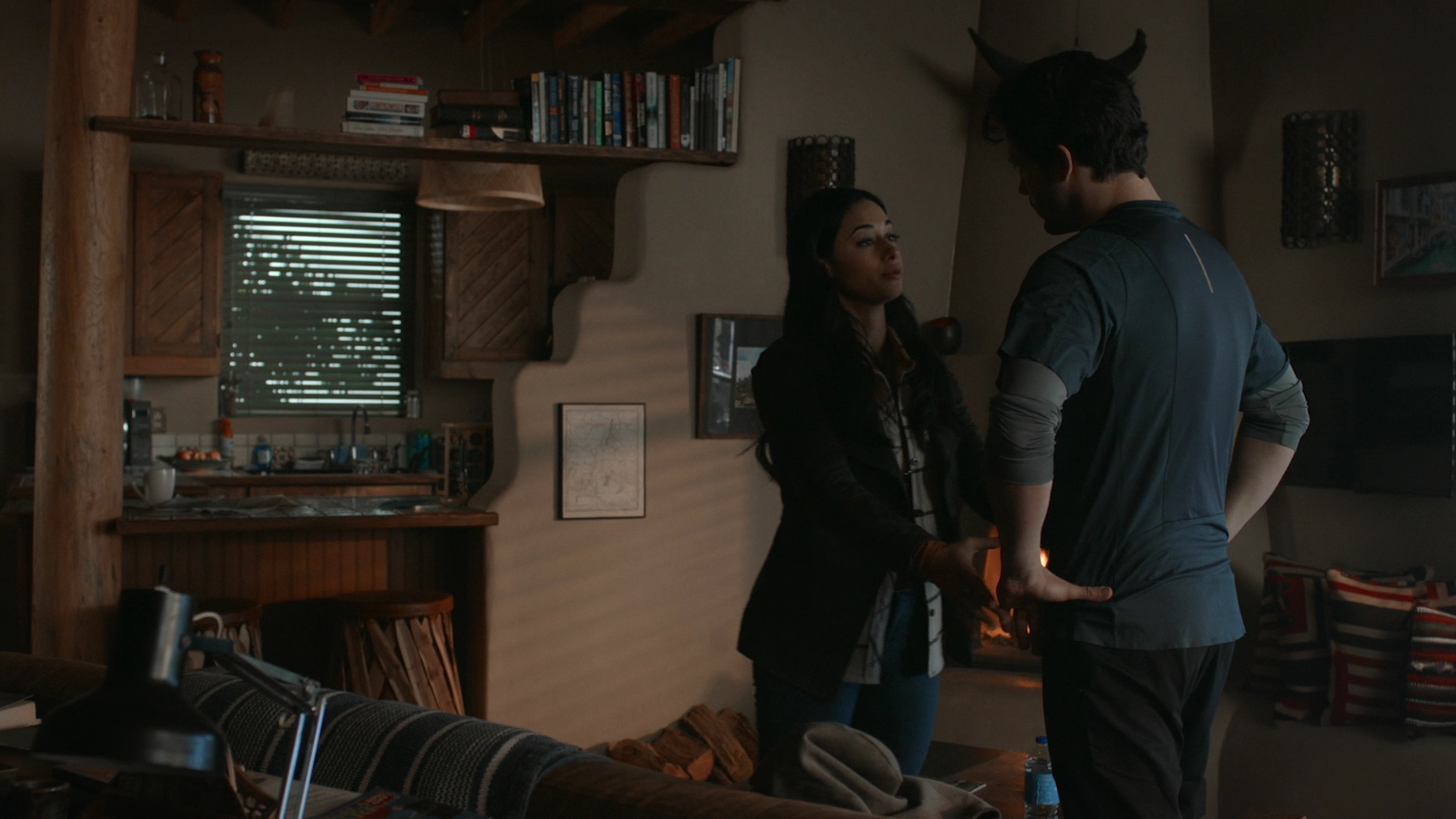 VampireDiariesWorld-dot-nl_RosswellNewMexico2x12-0101.jpg