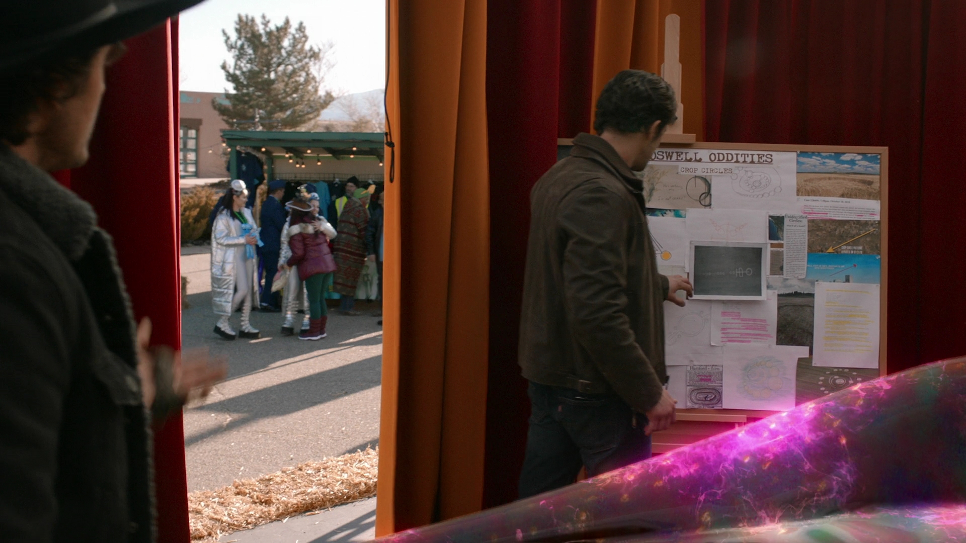 VampireDiariesWorld-dot-nl_RosswellNewMexico2x12-2895.jpg