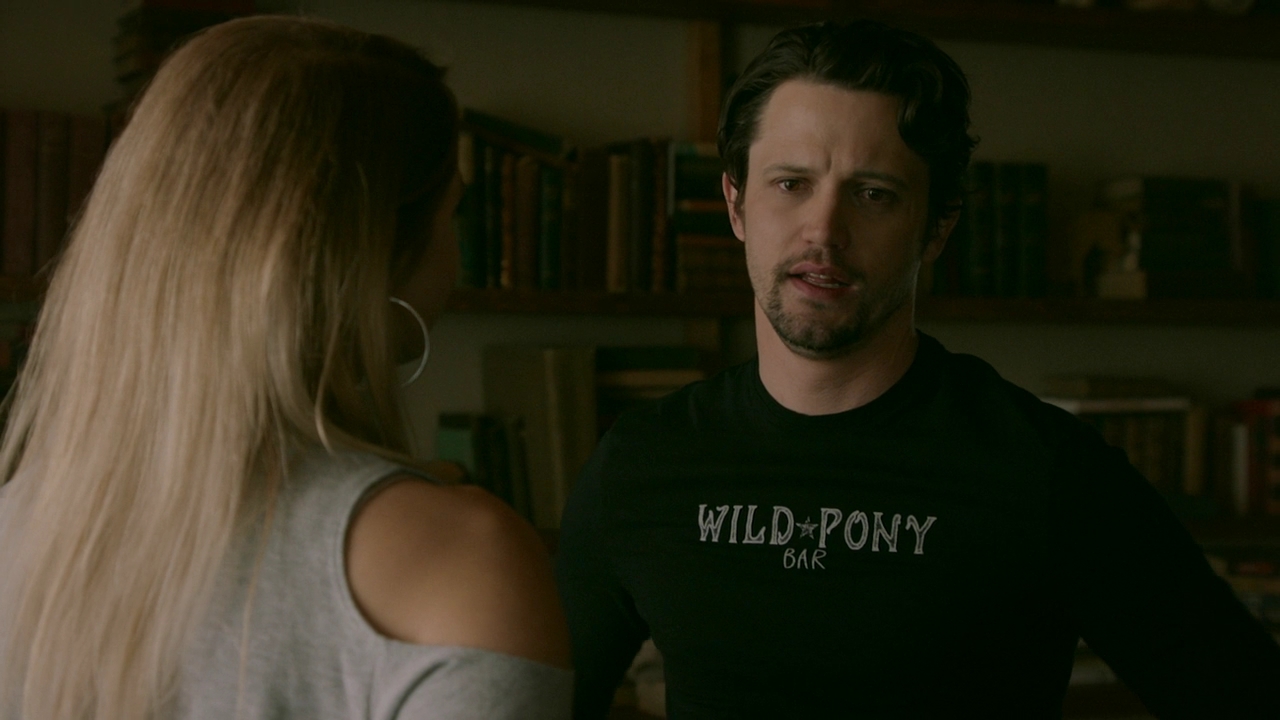 VampireDiariesWorld-dot-nl_RosswellNewMexico2x13-0445.jpg