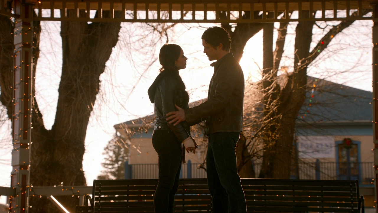 VampireDiariesWorld-dot-nl_RosswellNewMexico2x13-0626.jpg VampireDiariesWorld-dot-nl_RosswellNewMexico2x13-0626.jpg