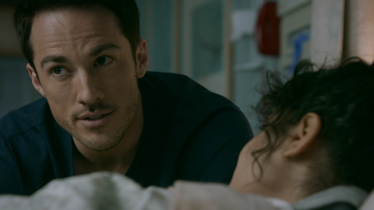 VampireDiariesWorld-dot-nl_RosswellNewMexico2x13-0979.jpg