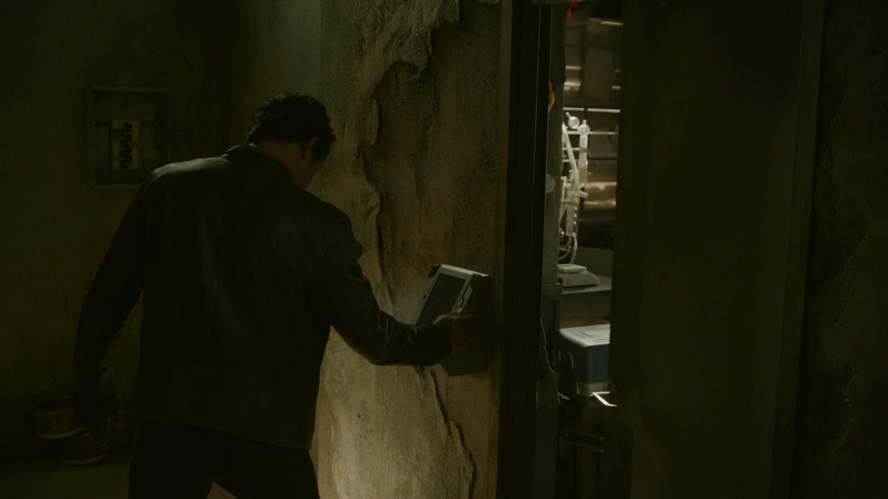 VampireDiariesWorld-dot-nl_RosswellNewMexico2x13-1268.jpg