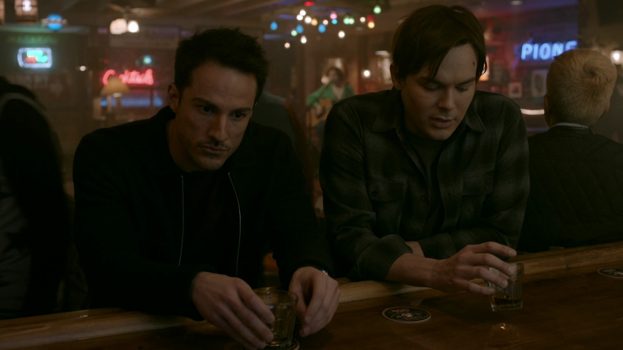 VampireDiariesWorld-dot-nl_RosswellNewMexico2x13-1828.jpg
