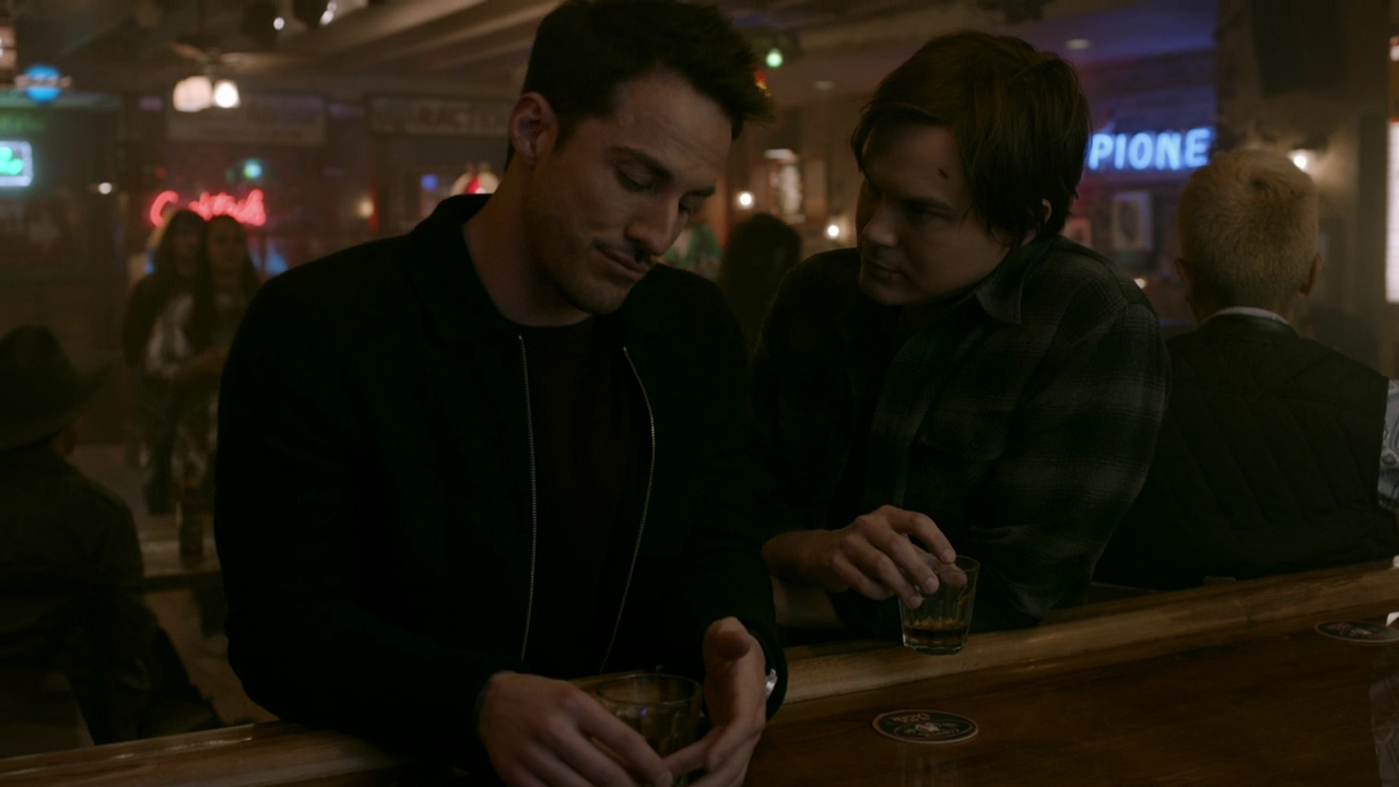 VampireDiariesWorld-dot-nl_RosswellNewMexico2x13-1859.jpg