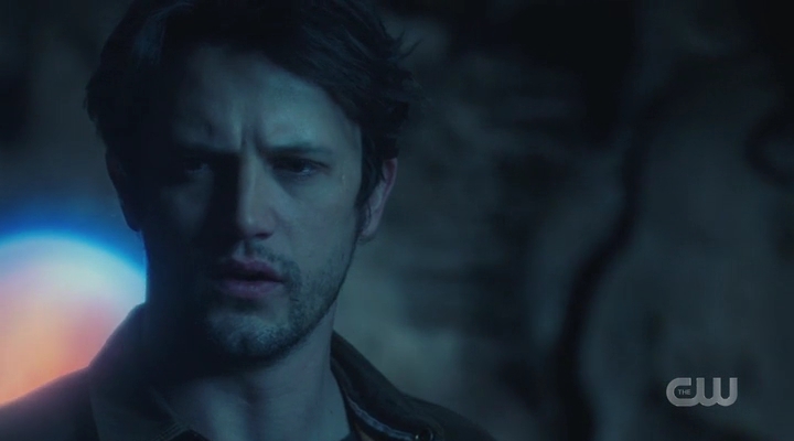 VampireDiariesWorld-dot-nl_RoswellNewMexico3x01-0063.jpg